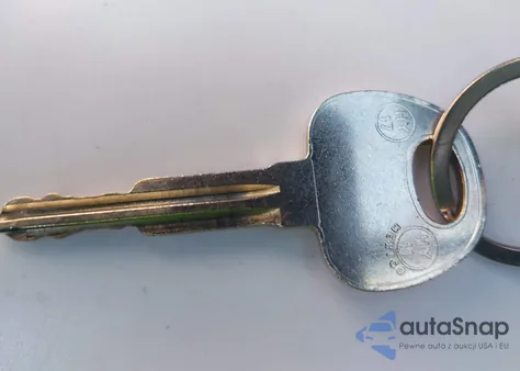 2009 Hyundai Elantra Gls from USA, damaged, VIN KMHDU46D79U702549